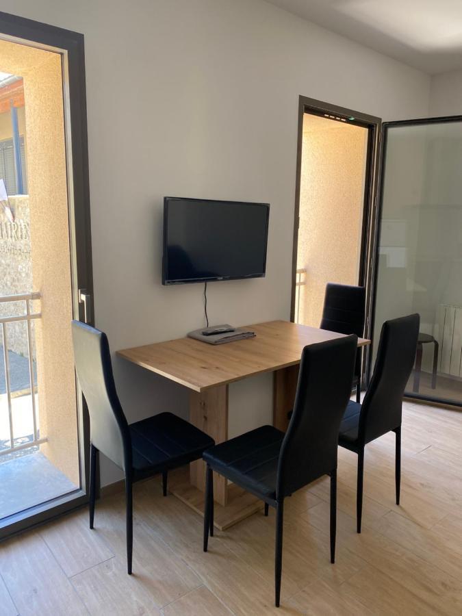 Appartements Neufs Avec Garages Dans Maison De Village Andance Bagian luar foto